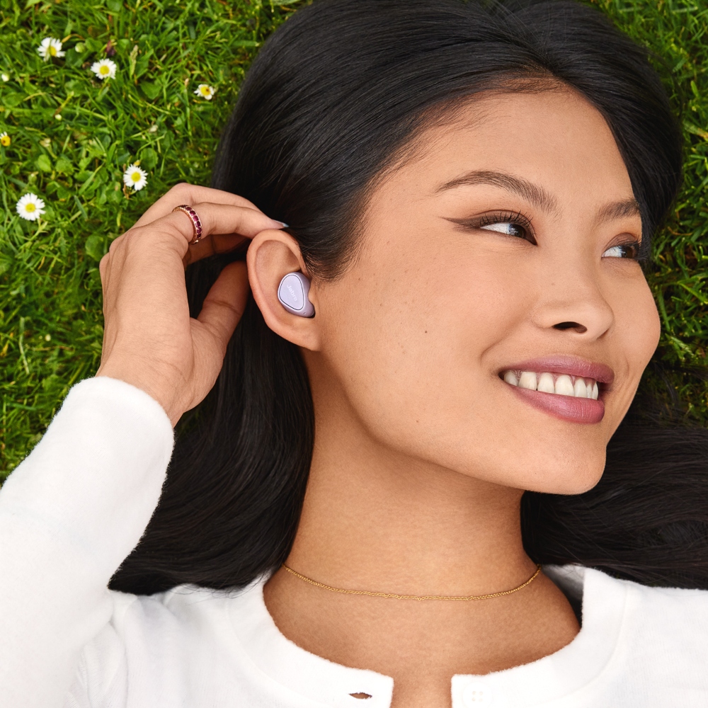 jabra elite 3 lilac lifestyle