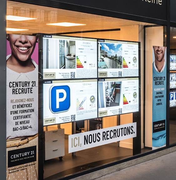 ecran vitrine voor agence immo