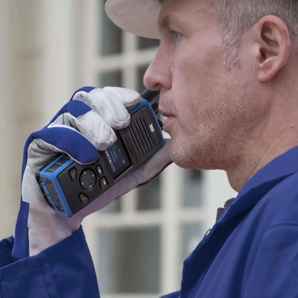 Entel DT953 ATEX draagbare radio voor lawaaierige en vochtige omgevingen